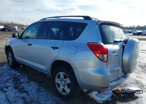 2007 Toyota Rav4 from USA, damaged, VIN JTMZD33V775065929